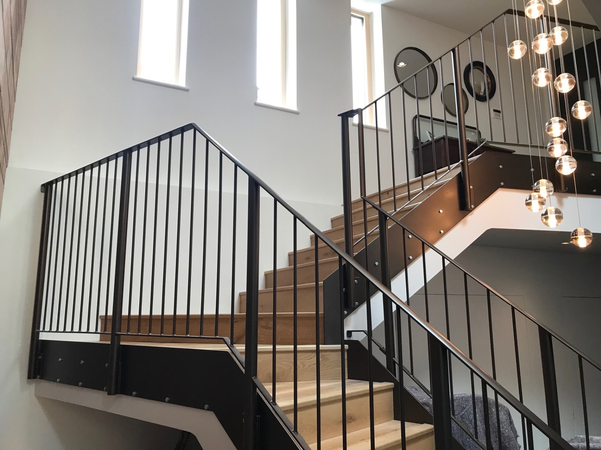 Mild Steel Vertical Bar Stair Balustrade with a Convex Handrail