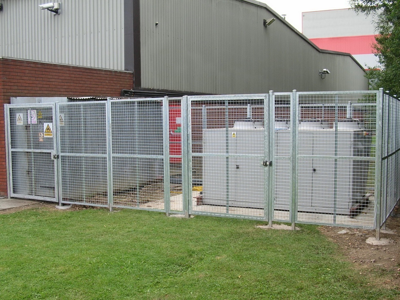 Bespoke Fencing & Cages